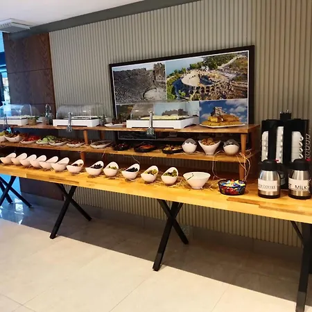 Sam Hotel-3